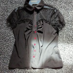 heart-button up black tee with lace top